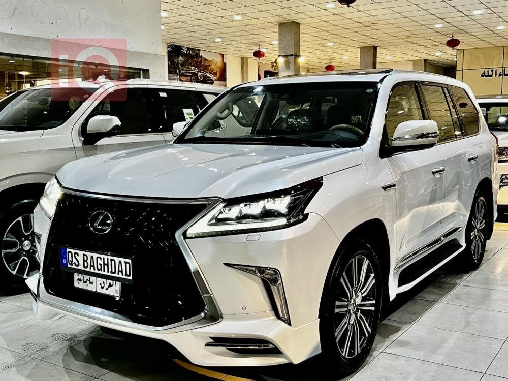 Lexus LX